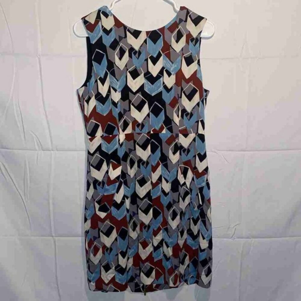 Geometric Patterned Sleeveless Dress
